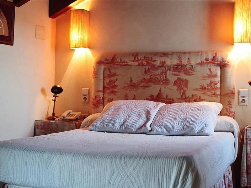 Hotel Restaurante Dona Anita Requena Εξωτερικό φωτογραφία